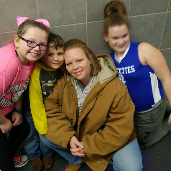 Meet your Posher, Jess - Picture 1 of 1